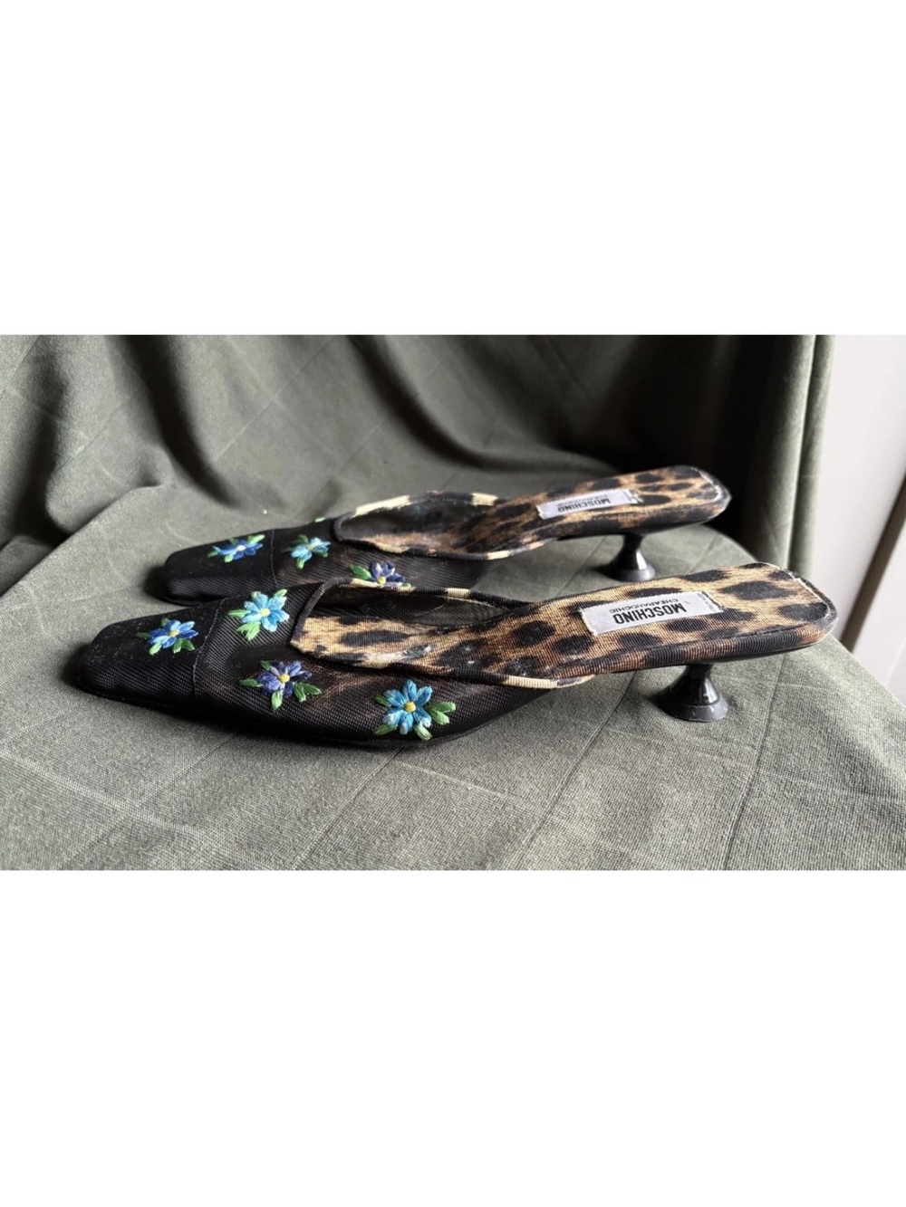 Vintage MOSCHINO black mesh embroidered Florals Square-Toe mule kitten heel - Picture 2 of 5
